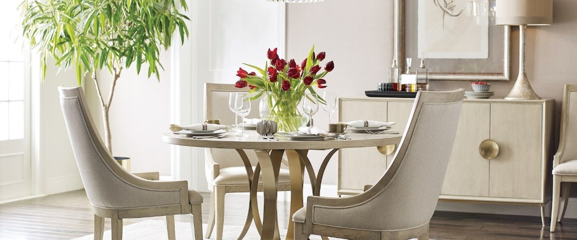 Casual Dining Room Group